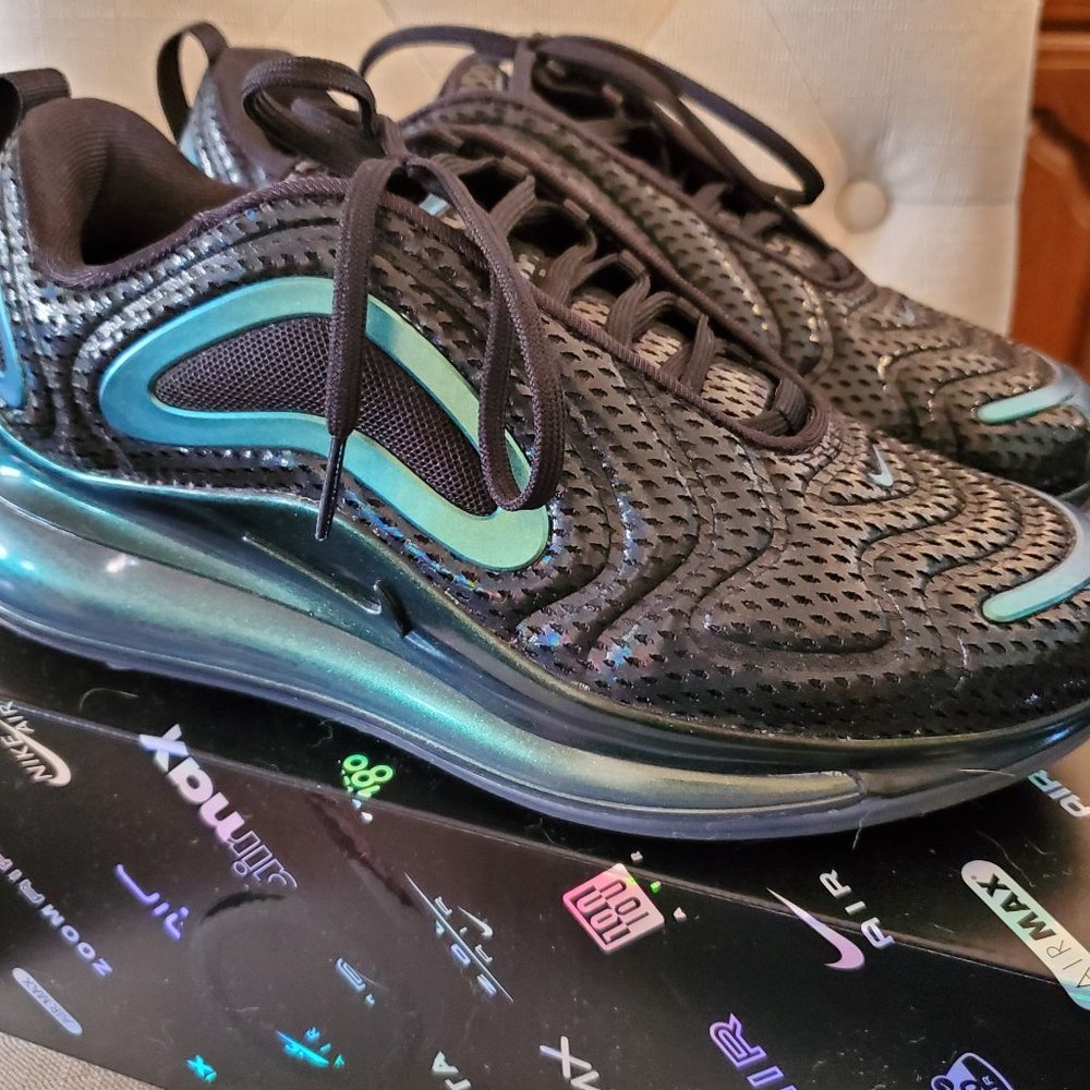 Women's Nike Air Max 720